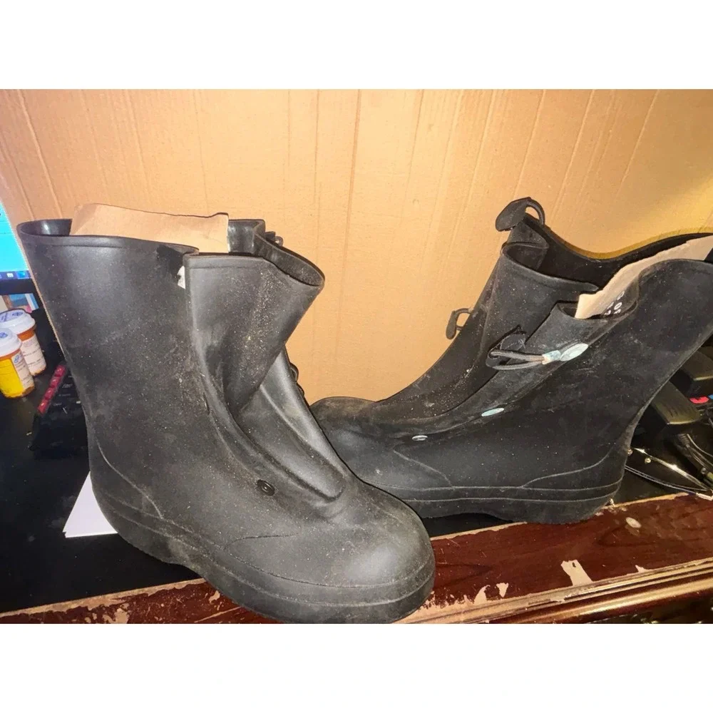 KCA Rubber Overboots Boots Mens Size 10 Black Rain Waterproof Made in USA